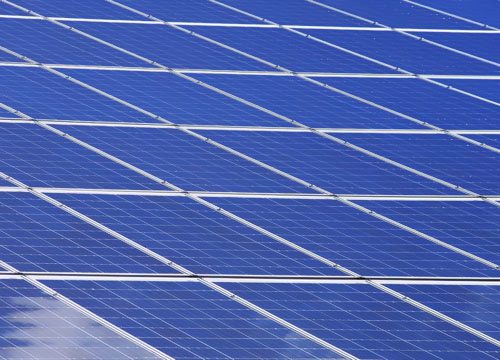 上半年昱輝陽光并網180兆瓦屋頂太陽能項目